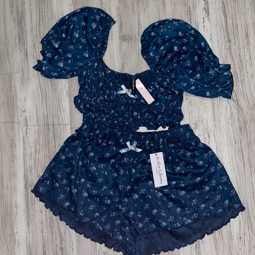 VS For Love & Lemons Set